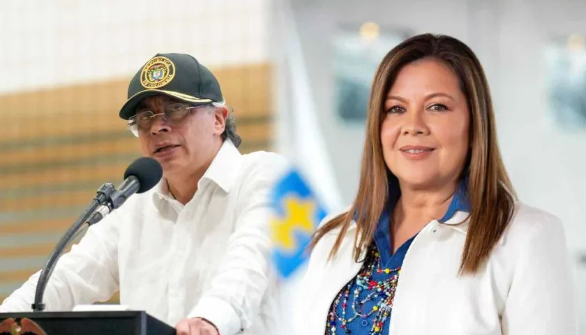 El Presidente Gustavo Petro y la fiscal Luz Adriana Camargo.