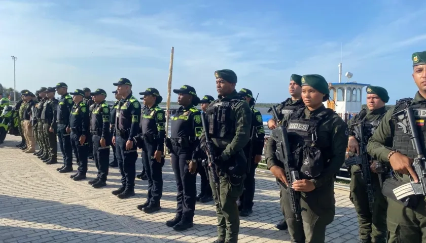 Los policías que participarán en el dispositivo de seguridad en Semana Santa. 