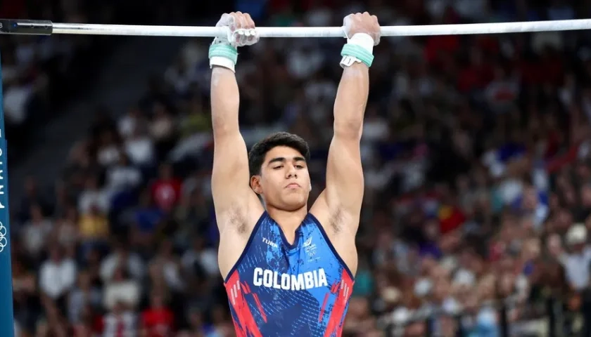 Ángel Barajas había ganado el oro en barras paralelas. 