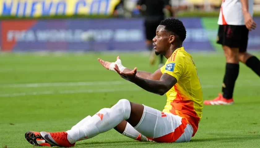 Jhon Jáder Durán en su último partido con la Selección Colombia, contra Perú.