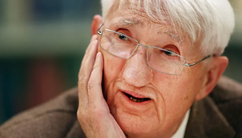 Filósofo alemán Jürgen Habermas (q. e. p. d.)