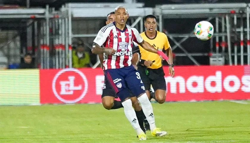 Jermein Peña, defensa central del Junior. 