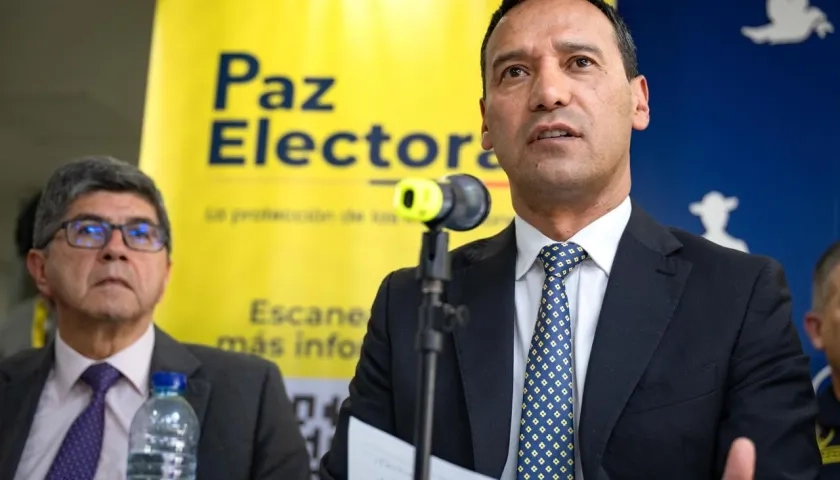 Pedro Sánchez, ministro de Defensa.