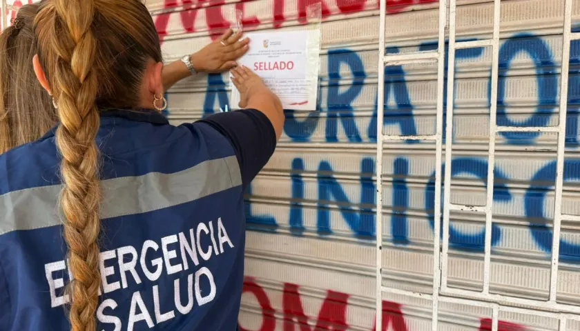 Momentos del cierre de IPS en Soledad. 