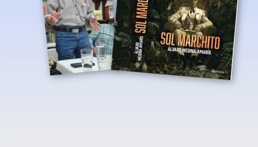 Álvaro Medina y la portada del libro 'Sol Marchito'