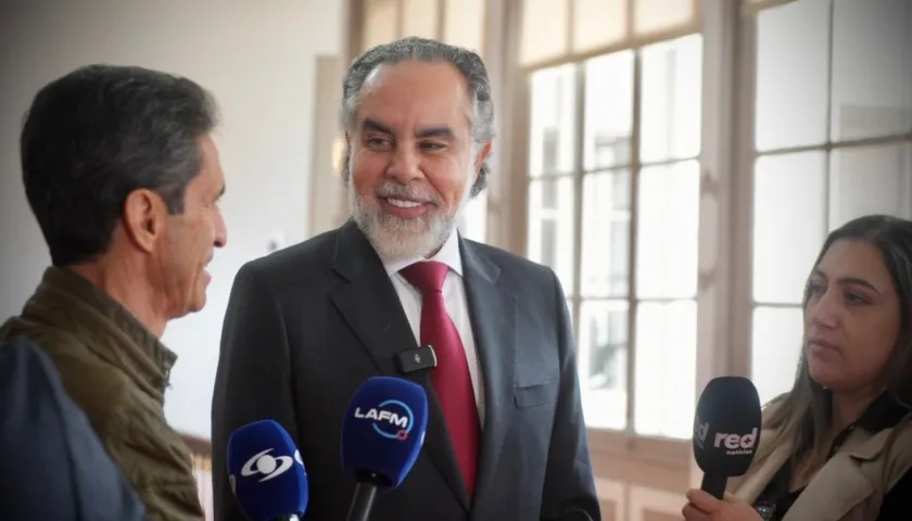 Armando Benedetti, ministro del Interior.