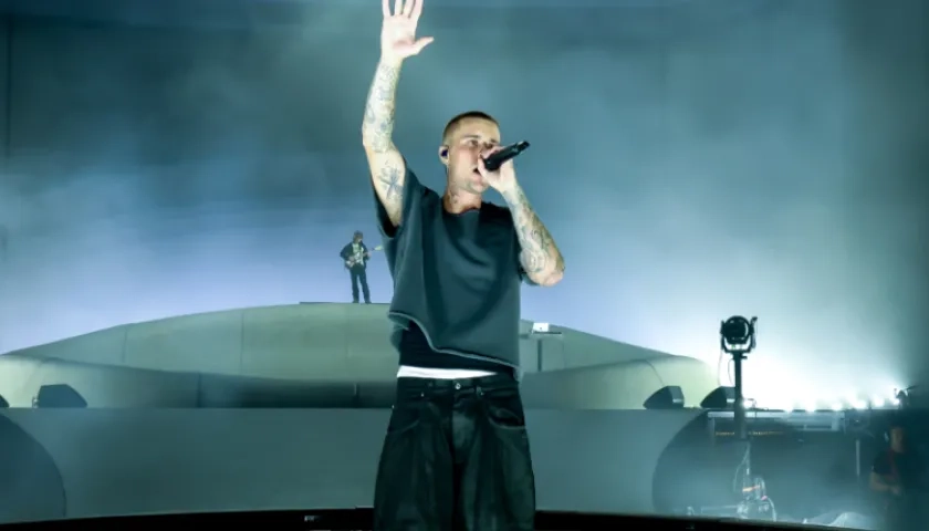 El artista durante su presentación.