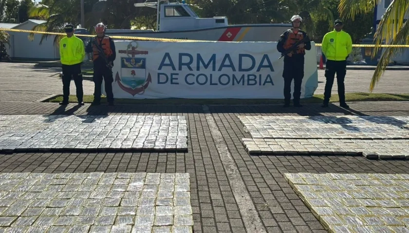 Clorhidrato de cocaína incautada por la Armada y la Policía. 