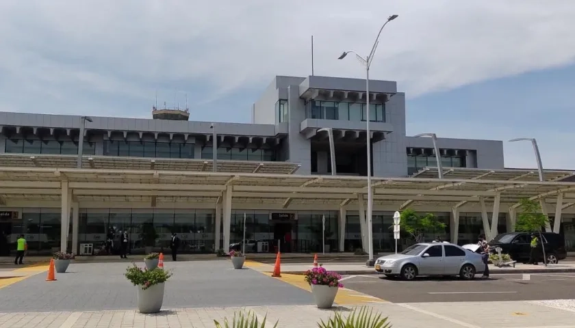 Fachada del aeropuerto Ernesto Cortissoz.