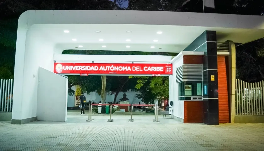 Fachada de la Universidad Autónoma del Caribe