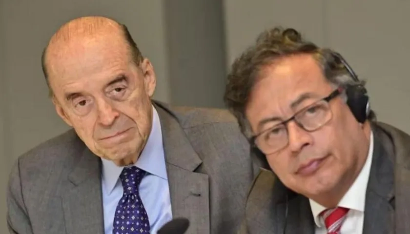 Álvaro Leyva y Gustavo Petro.