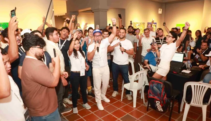 Participantes del hackatón.