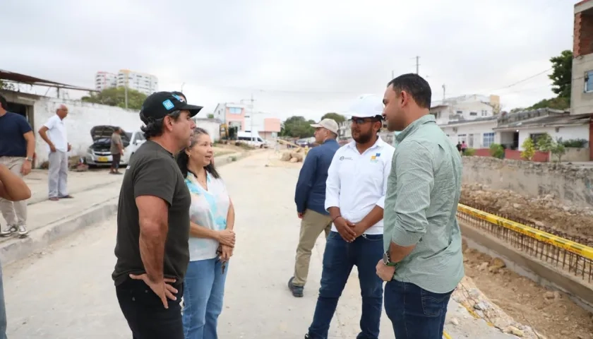 Alejandro Char visita las obras de la prolongación de la 84 hacia Vía 40.