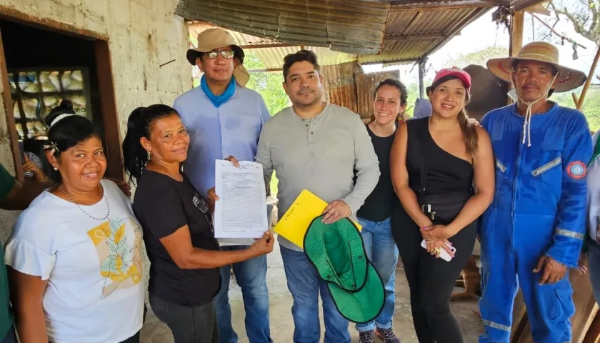 Una de las familias beneficiadas.