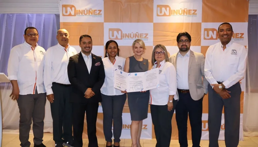 La Corporación Universitaria Rafael Núñez (UniNúñez) recibiendo la certificación internacional ISO 21001:2018, otorgada por Icontec. 