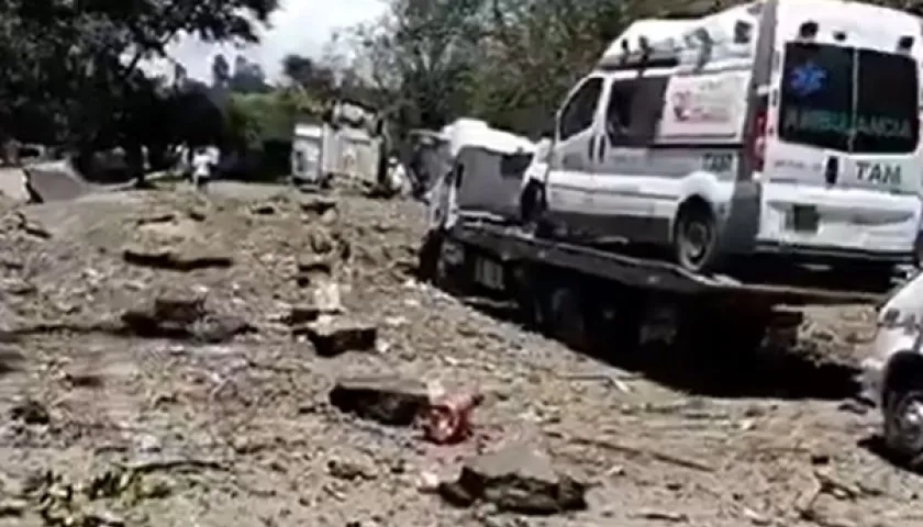 Así quedó la Vía Panamericana tras el ataque terrorista.