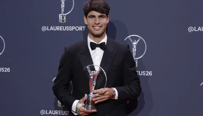 Carlos Alcaraz recibió este lunes el premio Laureus al mejor deportista de 2025.