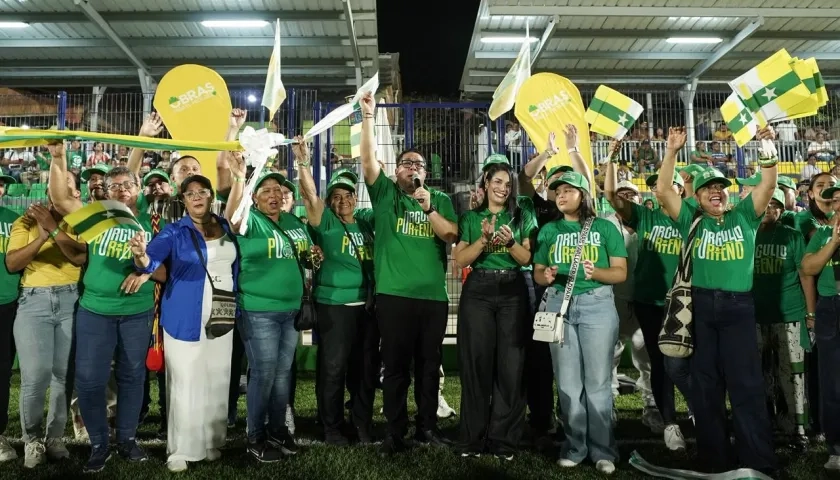 Acto de inauguración de la cancha ‘José Vicente Ortega’ en Puerto Colombia.