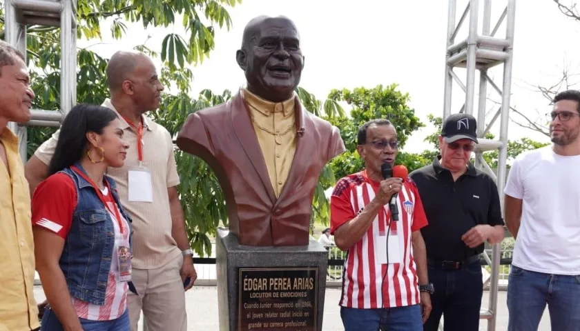 En 2024, fue develado el busto de Édgar Perea en la Ventana de Campeones con la presencia de varios de sus hijos. 