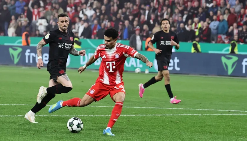 La definición de Luis Díaz para el segundo gol ante el Bayer Leverkusen.