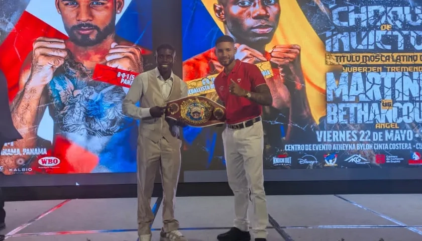 Yuberjen Martínez y el panameño Ángel Bethancourt. 