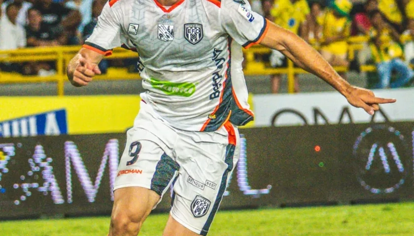 El juvenil Miguel Marulanda marcó los tres goles del Envigado.