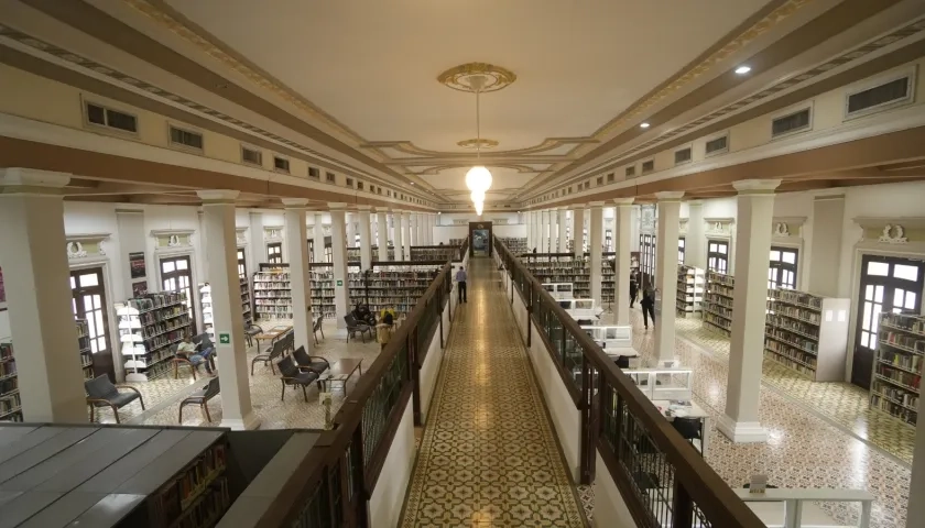 Biblioteca Piloto del Caribe en La Aduana.