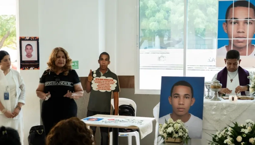 Acto de dignificación del nombre de Víctor Manuel Mendoza Ospino, en Jardines de Paz