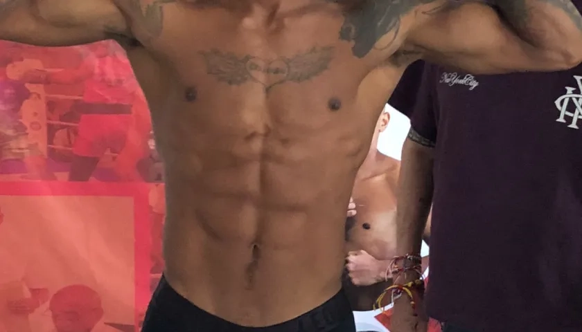 Boxeador Yeiner Gómez. 