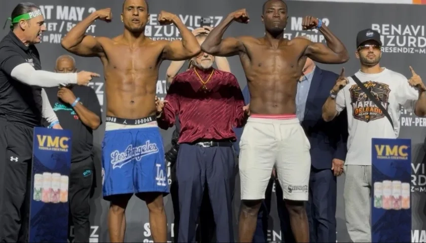 El boxeador barranquillero Juan Carlos Carrillo y el ecuatoriano Marlon Delgado.