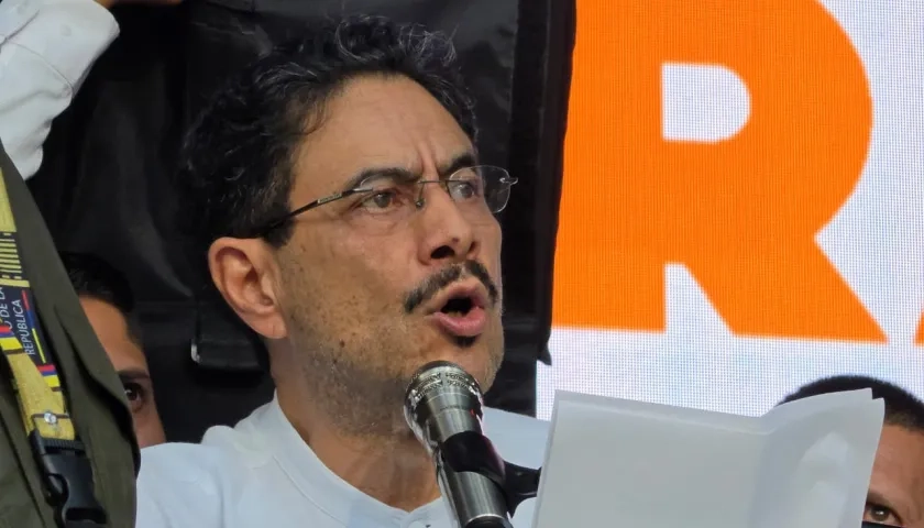 El candidato presidencial Iván Cepeda.
