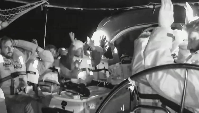 Momento en el que fue interceptada la flotilla.