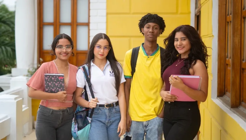 Estudiantes de la IUB.