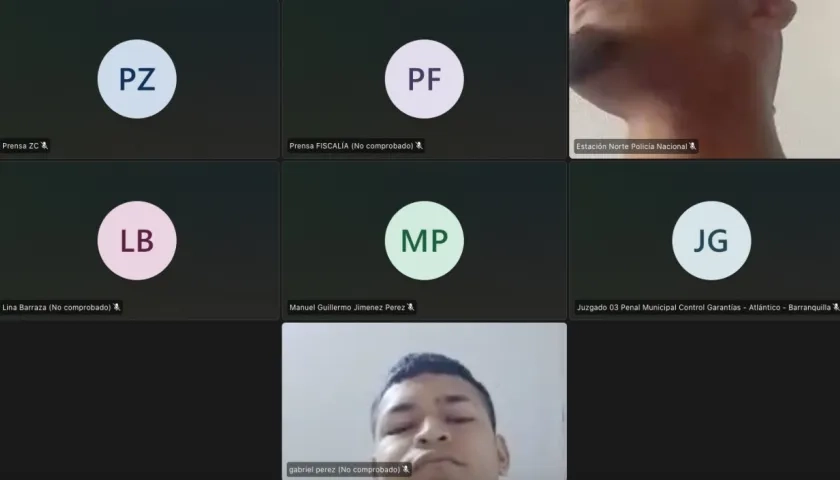 Los dos imputados durante la audiencia de este miércoles. 