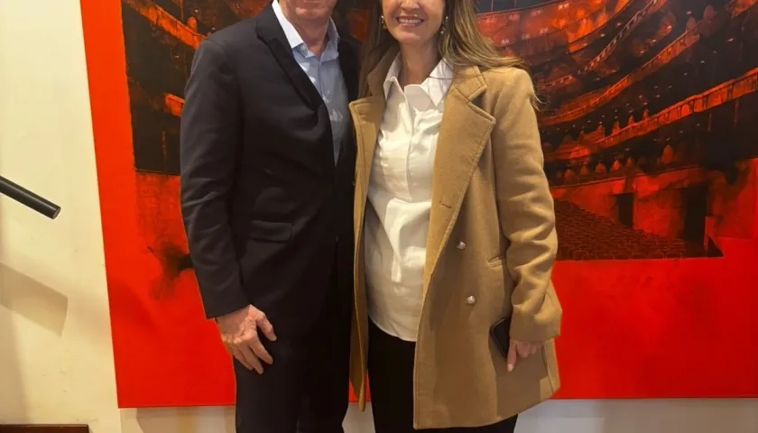 El senador electo Yessid Pulgar y la candidata Paloma Valencia.