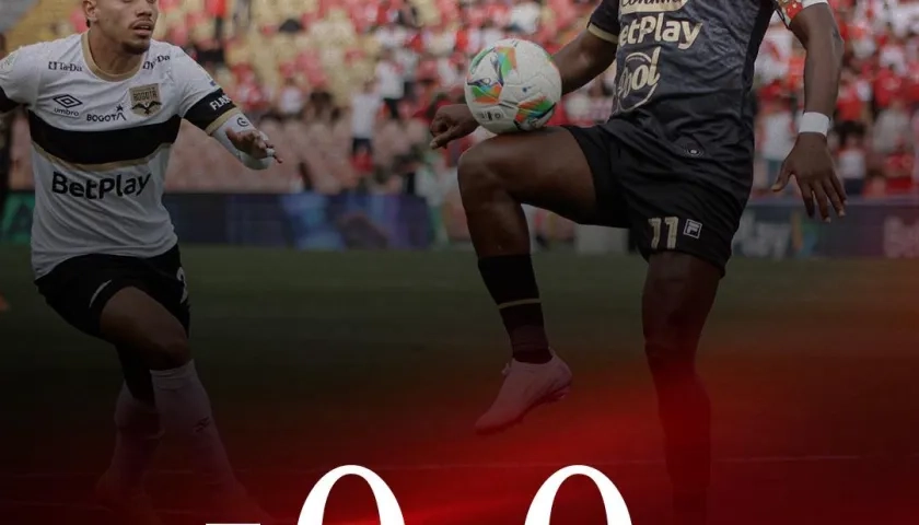 Hugo Rodallega en el partido entre Santa Fe e Internacional. 