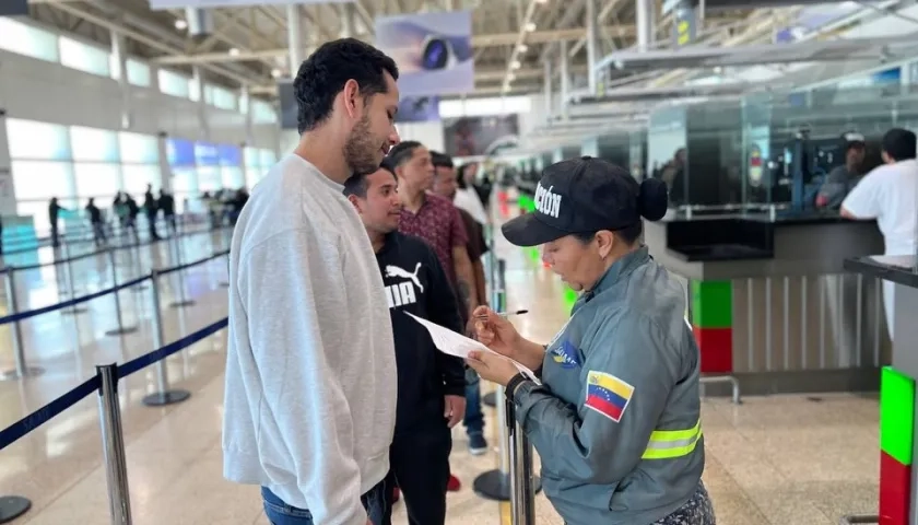 Repatriación de 166 migrantes de Estados Unidos a Venezuela.