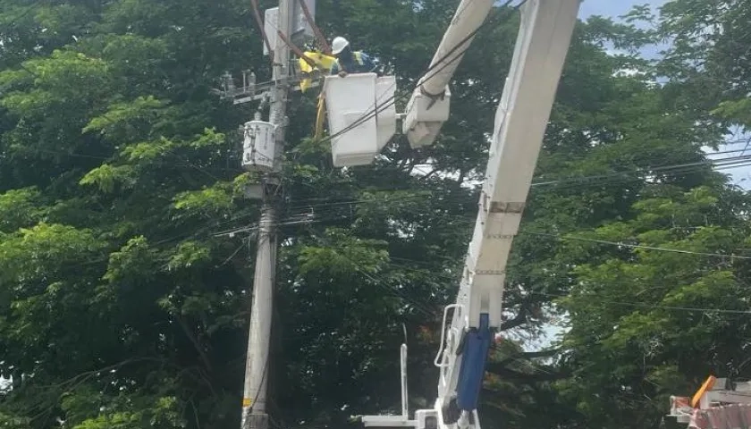 Trabajos de mantenimiento de Air-e