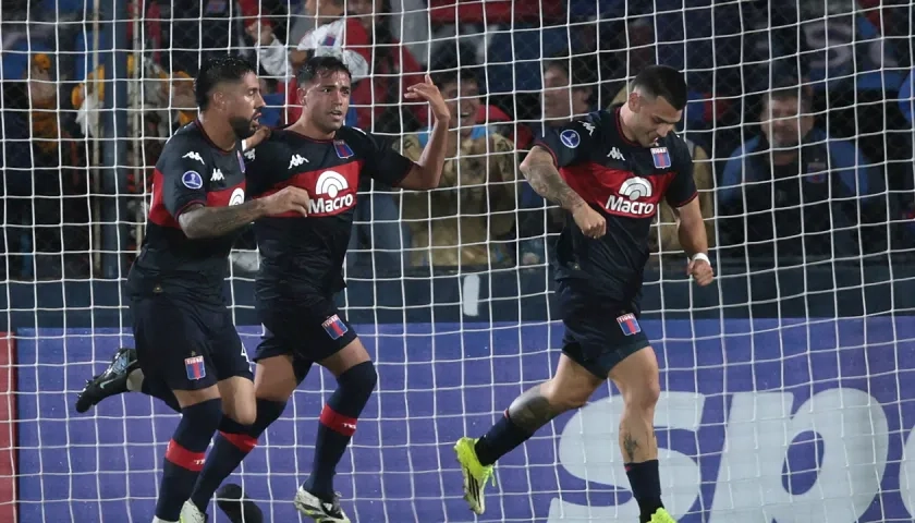 La celebración de los jugadores de Tigre.