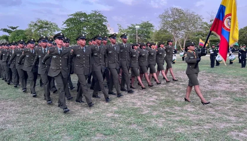 232 nuevos policías reforzarán la seguridad en Colombia 