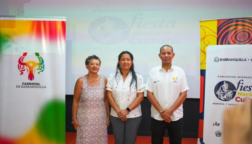 Nubia Flórez, Margarita Monsalve Salas y Juan Ospino. 