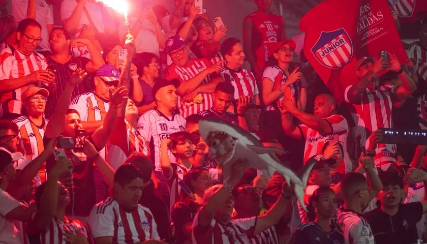 Aficionados del Junior durante el partido contra Santa Fe. 