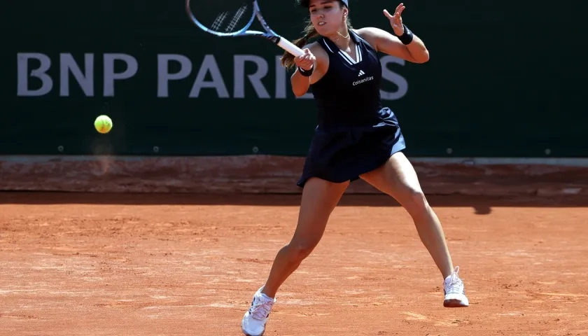 La colombiana María Camila Osorio durante su partido contra la rusa  Anna Kalinskaya.
