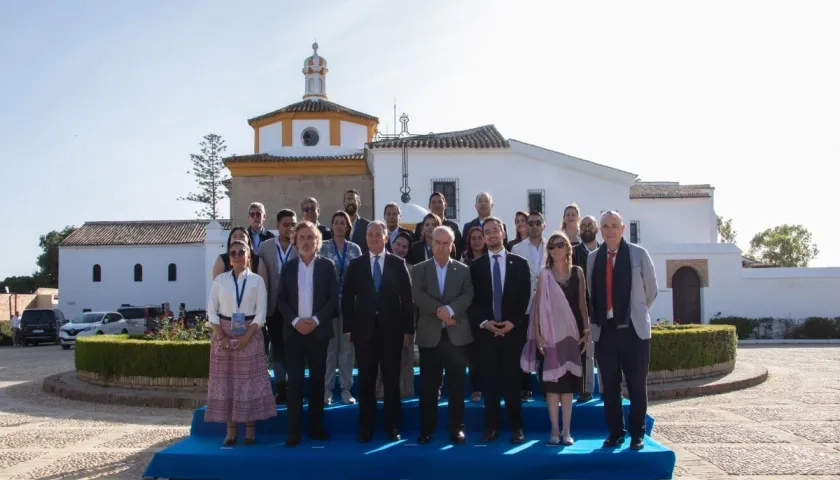 Representantes de 18 países estuvieron en la primera reunión del programa. 