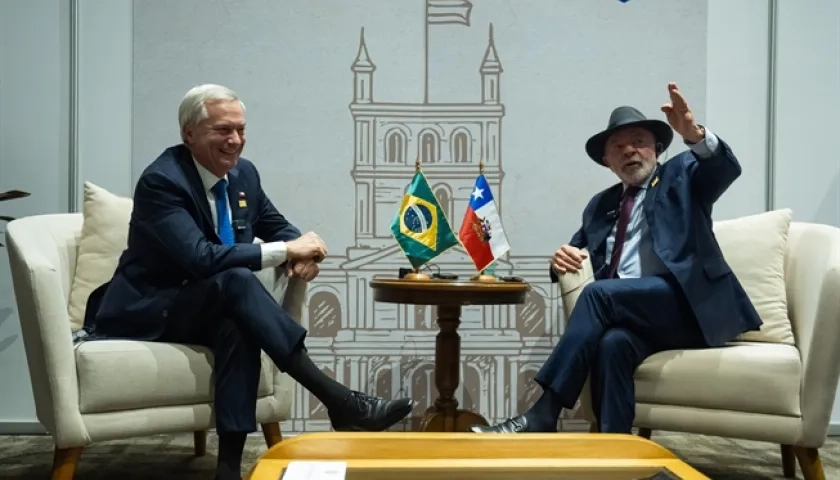 Lula se reúne con Kast para reforzar los lazos económicos y lo invita a visitar Brasil