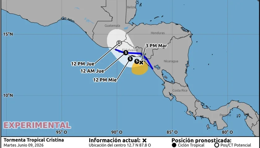 La zona costera de El Salvador será "la más afectada" por la tormenta tropical Cristina