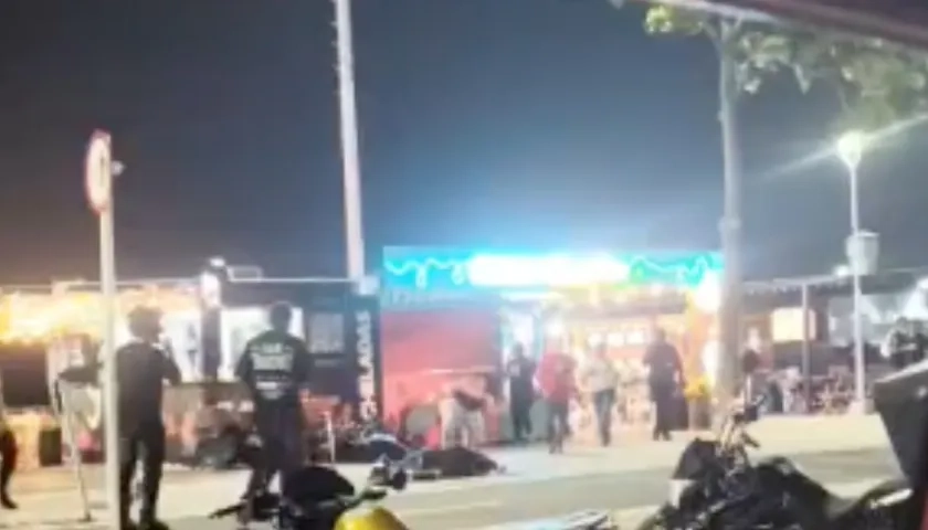 El prestamista quedó muerto en el lugar de los hechos, en pleno Malecón del Río. 