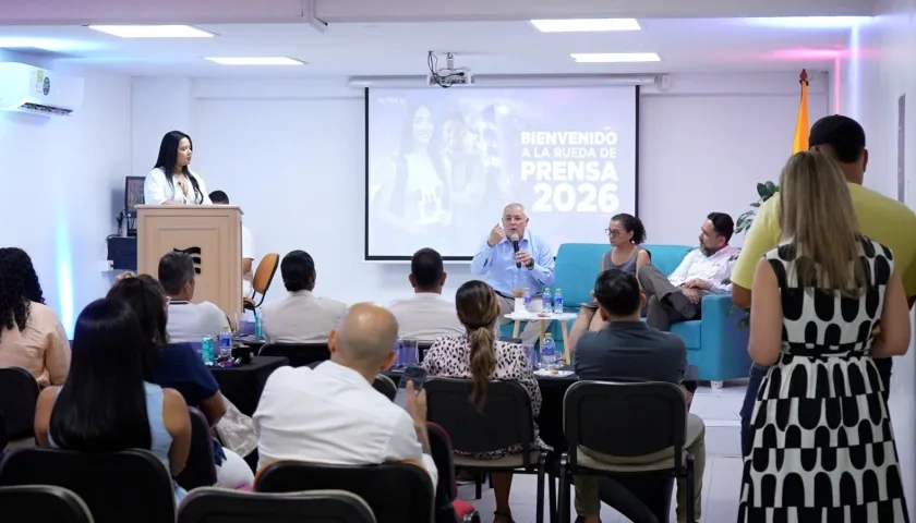 Presentación oficial de los nuevos programas de la Institución de Educación Superior Litoral.