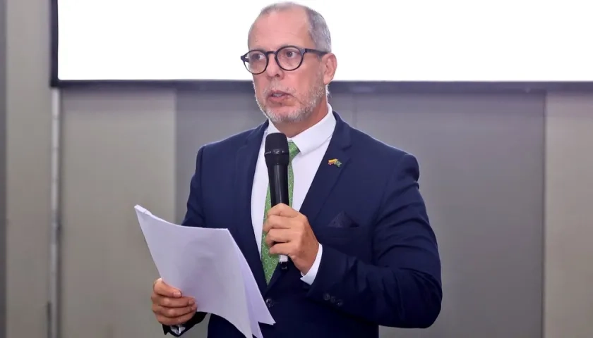 El embajador de Colombia en Brasil, Alfredo Saade.