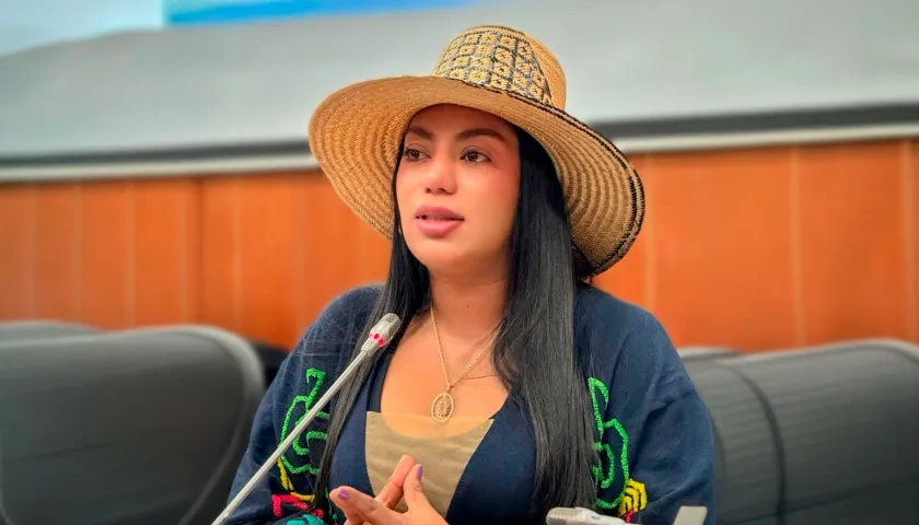 La senadora Martha Peralta. 